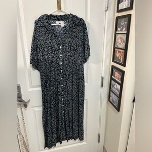 18W rayon floral print dress, never worn.